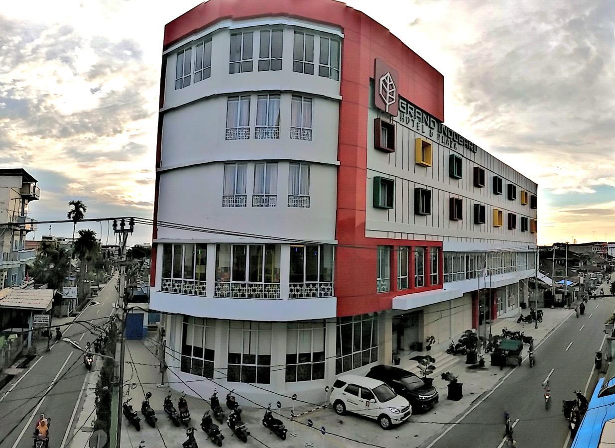 Grand Indobaru Hotel Selatpanjang Exterior foto