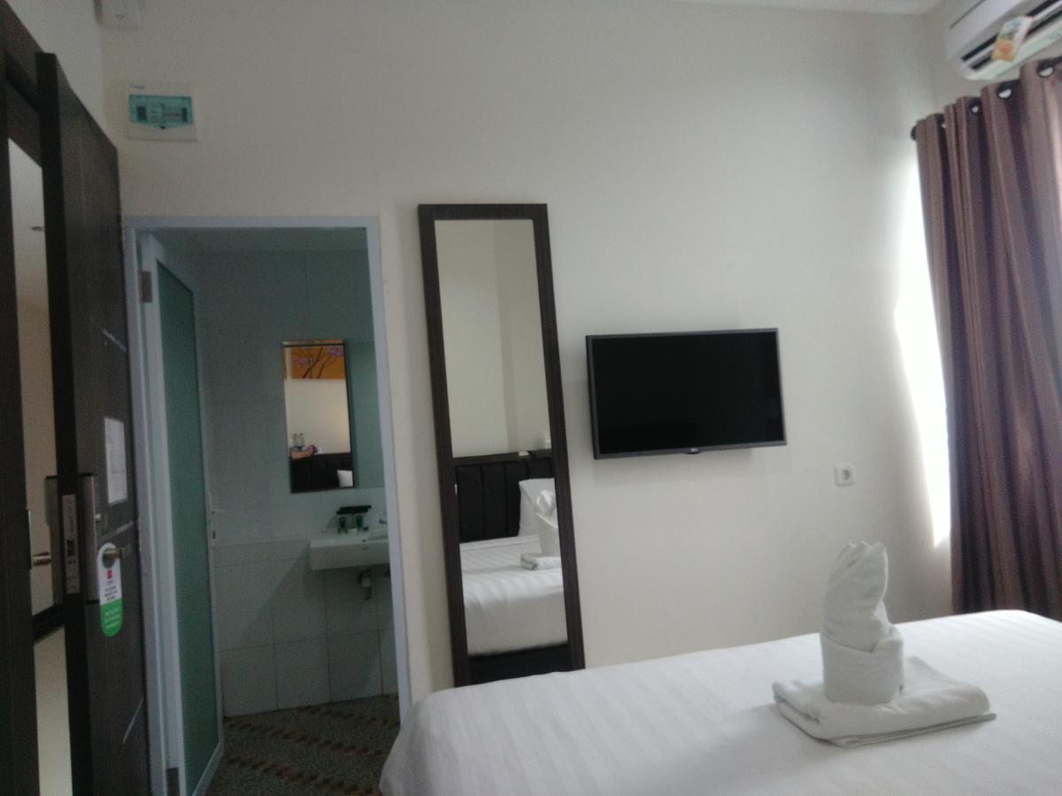 Grand Indobaru Hotel Selatpanjang Exterior foto